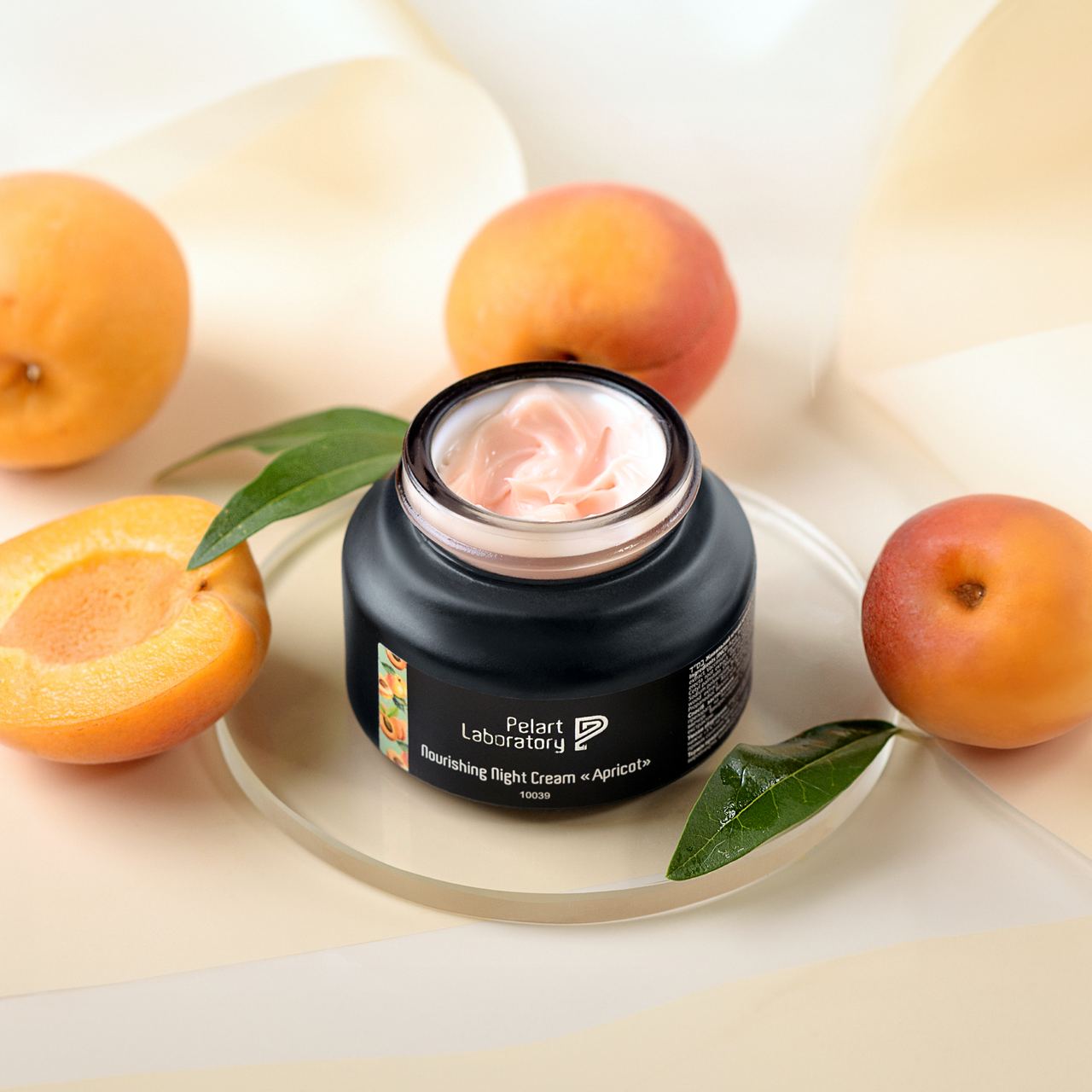 APRICOT-LINE cosmetics for sensitive skin with couperose